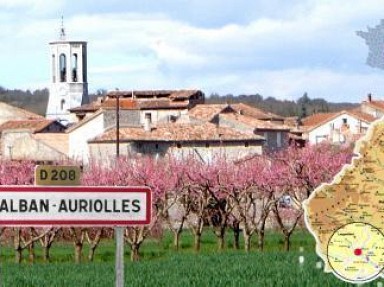 Grand gîtes sud Ardèche, 8 à15 personnes, proche Vallon Pont d'Arc