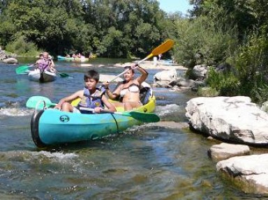 Grand gîtes sud Ardèche, 8 à15 personnes, proche Vallon Pont d'Arc