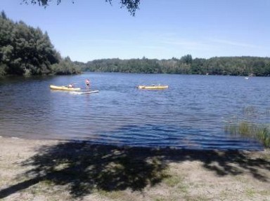 Location Corrèze en chalet tout confort 6 pers au bord du Lac à Neuvic