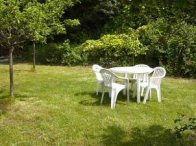 Gîte T3 Ax les Thermes Ariège dans Villa Coecilia avec jardin - Ariège