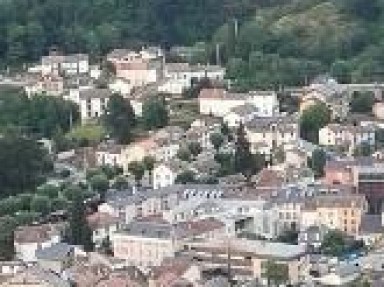 Gîte T3 Ax les Thermes Ariège dans Villa Coecilia avec jardin - Ariège