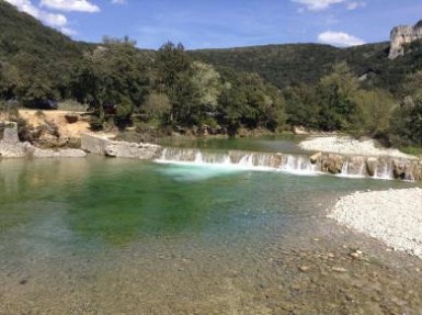 Roulottes et Cabanes de Saint Cerice en Ardèche du Sud et SPA privatif