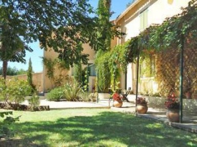 Chambres d'hôtes et studio + piscine Uzès/ Pont du Gard