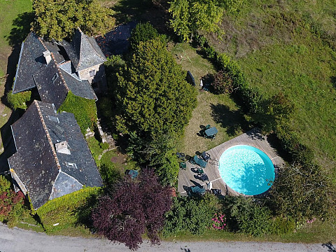 LaMothe Gîte de Charme en Aveyron (-> 12 Pers) : piscine, chauffage