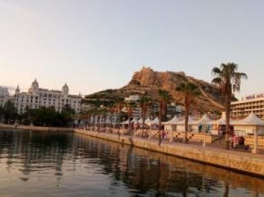 Villa avec piscine privée Com. Valenciana - Alicante à Castalla