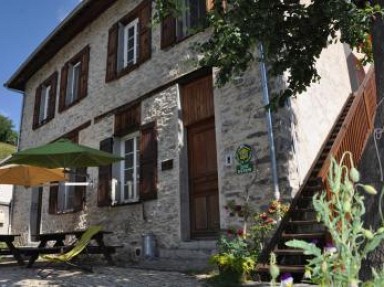 Gîte de Flagustelle hébergement dans les Alpes du Sud à Verdaches