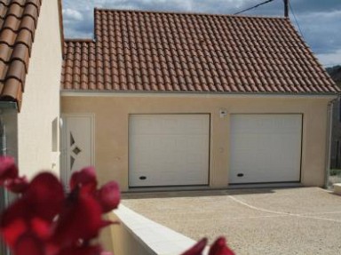 La Laureraie, villa de plain-pied, piscine privée chauffée en Dordogne