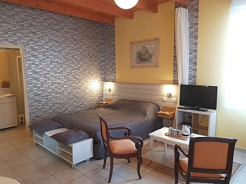 Chambres d'hôtes de l'Île, piscine - Tarn et Garonne à Castelsarrasin