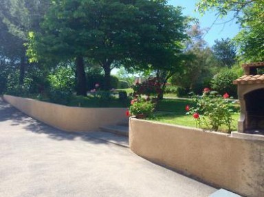 Gîte à Laurac Domaine Roujoux piscine chauffée, vue stupéfiante & golf