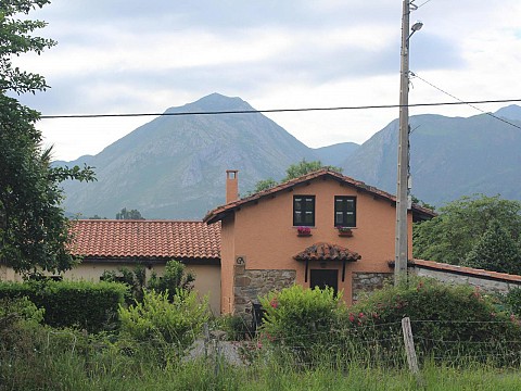 Gite rural Asturies, à Ribadesella, mer et montagne - El Correntíu