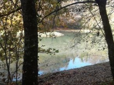 Gîte Dordogne la Périgourdine avec un étang privé pour la pêche