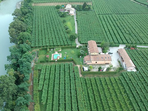 Gîte rural proche Lac de Garde et Vérone, à Brentino, Vénétie (Veneto)