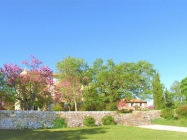 Domaine de Conillières - 5 Gîtes avec piscine de 2 à 5 personnes - Var