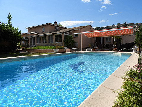 Propriété en Provence, piscine chauffée privée - 12 personnes - 6 CH