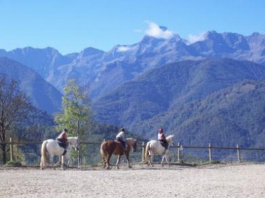 Maison de charme 2* à Miramont, Oust, PNR des Pyrénées Ariégoises