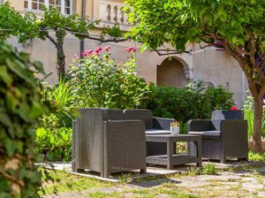 Location vacances Carpentras Vaucluse Provence 2 à 4 pers grand jardin