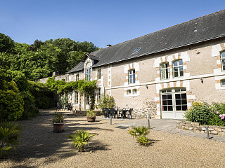 locations vacances Bed and breakfast Maine-et-Loire Countryside à AVRILLE