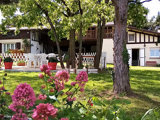 locations vacances Cottage Hautes-Pyrénées Countryside à PUYDARRIEUX