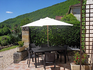 locations vacances Cottage Dordogne Countryside à ST LEON SUR VEZERE