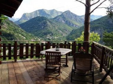 Maisons dans les arbres aux portes du Mercantour - Alpes Maritimes