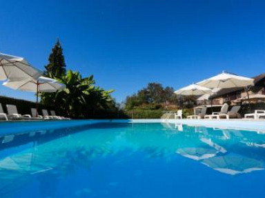 Maison de caractère 16 pers, campagne, piscine. Pyrénées Atlantiques