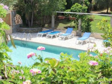 Chambre d'hôtes Haute Corse, proche Bastia, climatisée et avec piscine