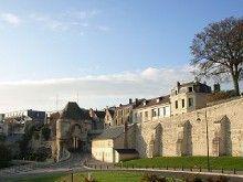 tourisme et gite laon